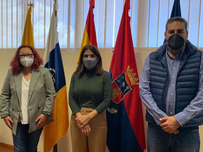 El Gobierno de Telde muestra su apoyo a esta campaña impulsada por este colectivo para tener un mayor acceso a los baños / TA